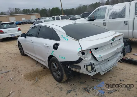 2021 Kia K5 Lxs z USA, uszkodzony, nr VIN 5XXG14J27MG015750